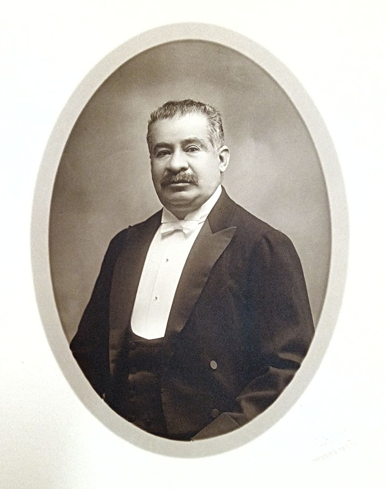 {"mCoordarray":[484,355,2821,394,2837,2020,461,2091],"mFilterType":0,"mCameraMatrix":[0,0,0,0,0,0,0,0,1]}